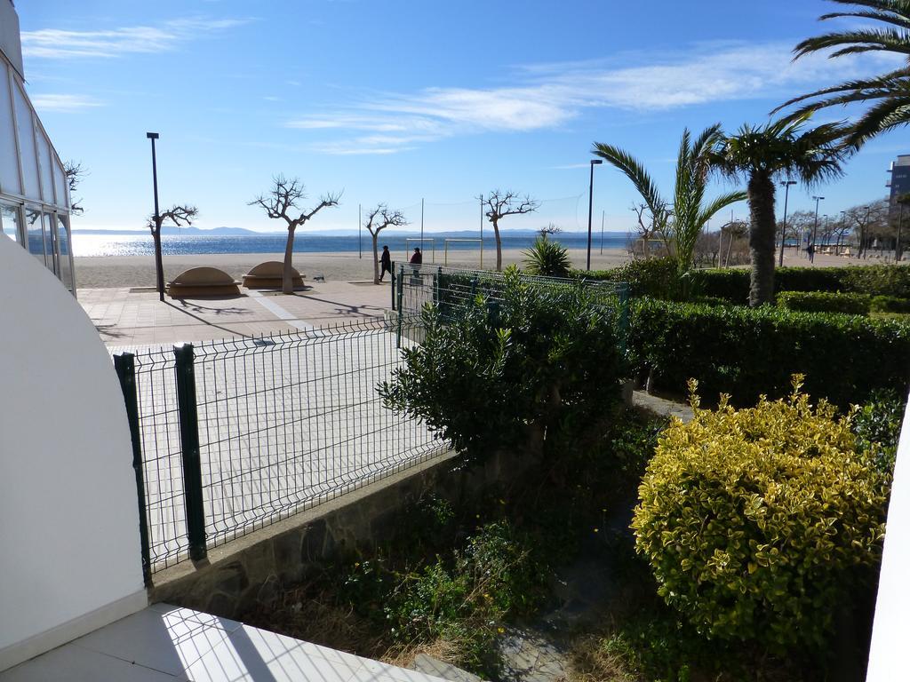 Inmosantos Oasis E3 Apartman Roses Kültér fotó