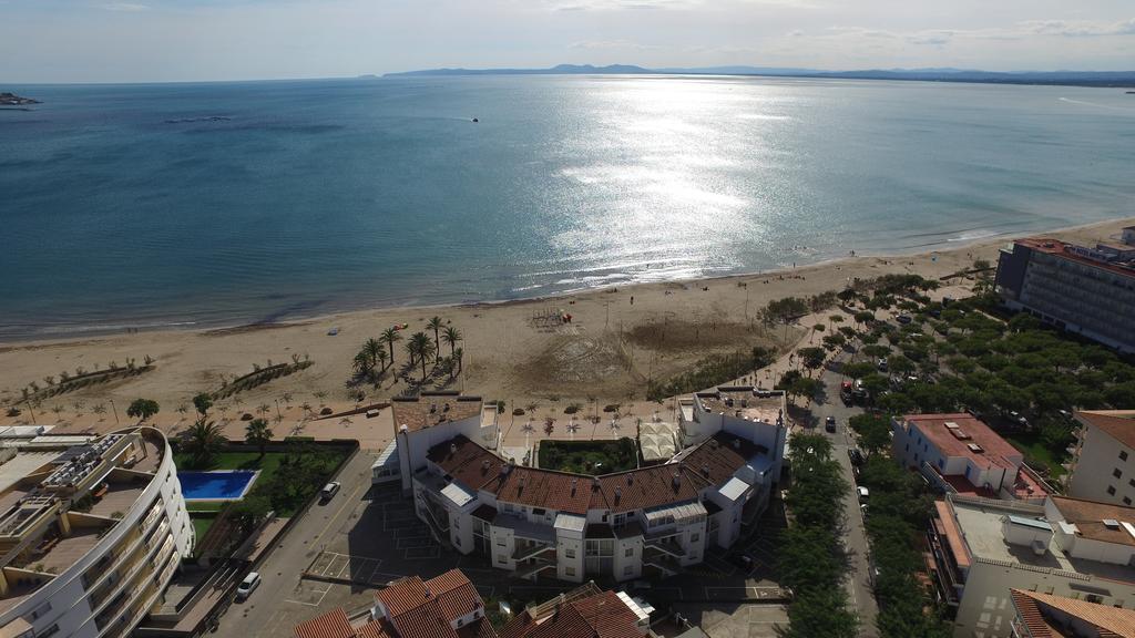 Inmosantos Oasis E3 Apartman Roses Kültér fotó
