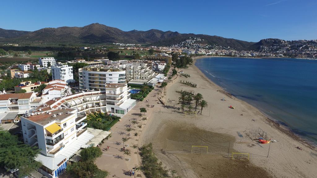 Inmosantos Oasis E3 Apartman Roses Kültér fotó