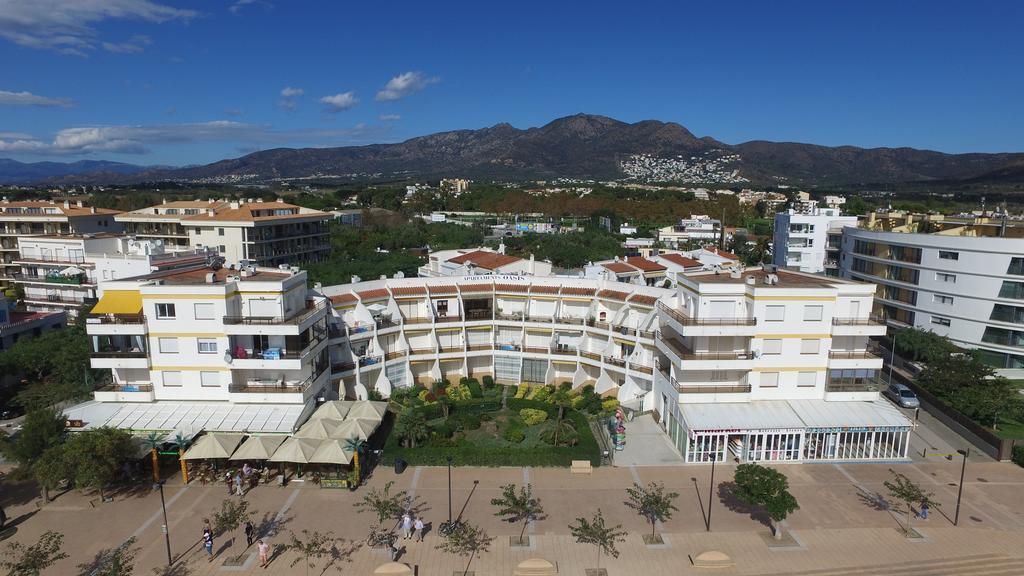 Inmosantos Oasis E3 Apartman Roses Kültér fotó